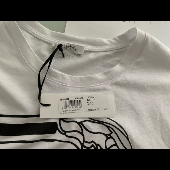 Versace tee - Picture 3 of 5
